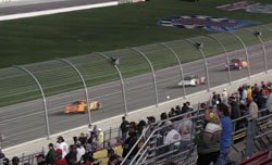 Thats MArk MArkin, who eventually wins, running behind the pace car